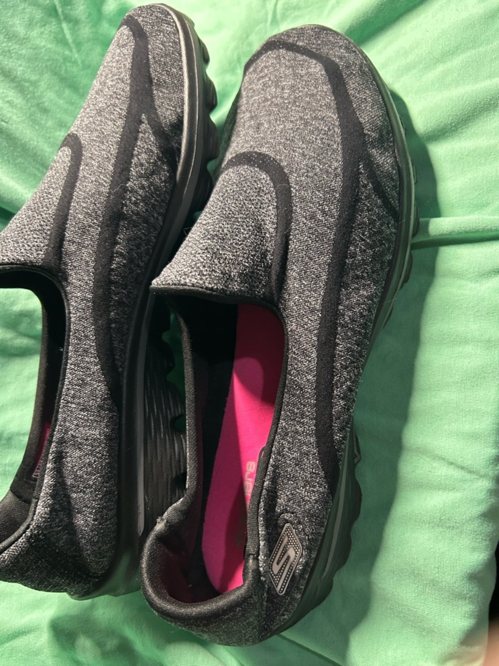 Skechers Slip-On Women’s go walk 2 Walking Shoes - Black and Pink Insole - Picture 3 of 4